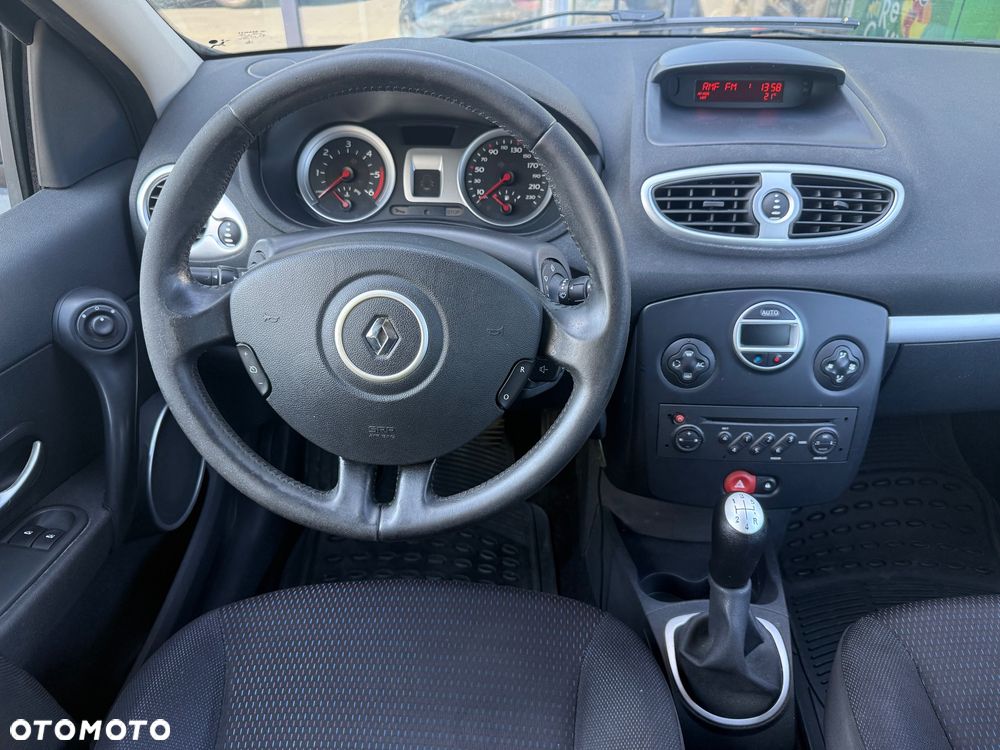 Renault Clio 1.5 dCi Dynamique - 11