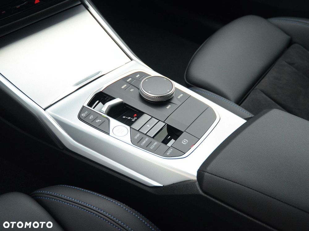 BMW Seria 3 320d xDrive mHEV M Sport sport - 27