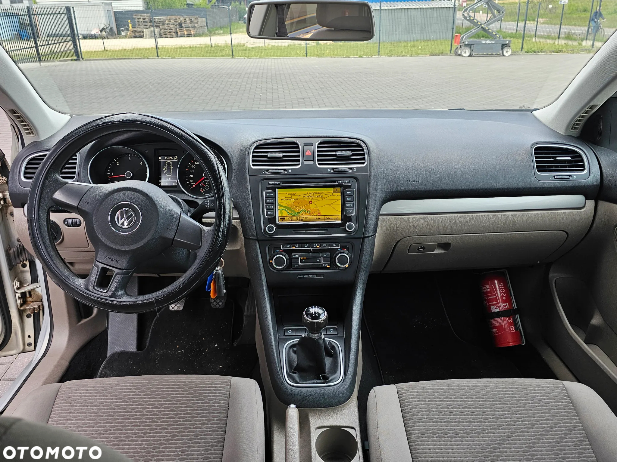Volkswagen Golf VI 1.6 TDI Comfortline - 5