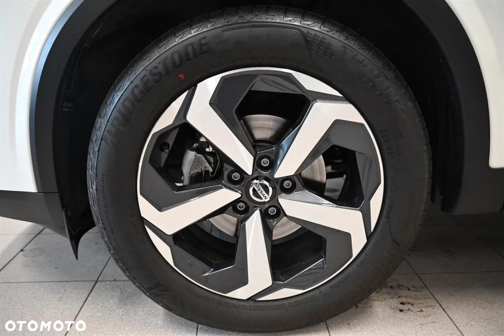Nissan Qashqai 1.3 DIG-T MHEV 4x4 N-Connecta Xtronic - 14