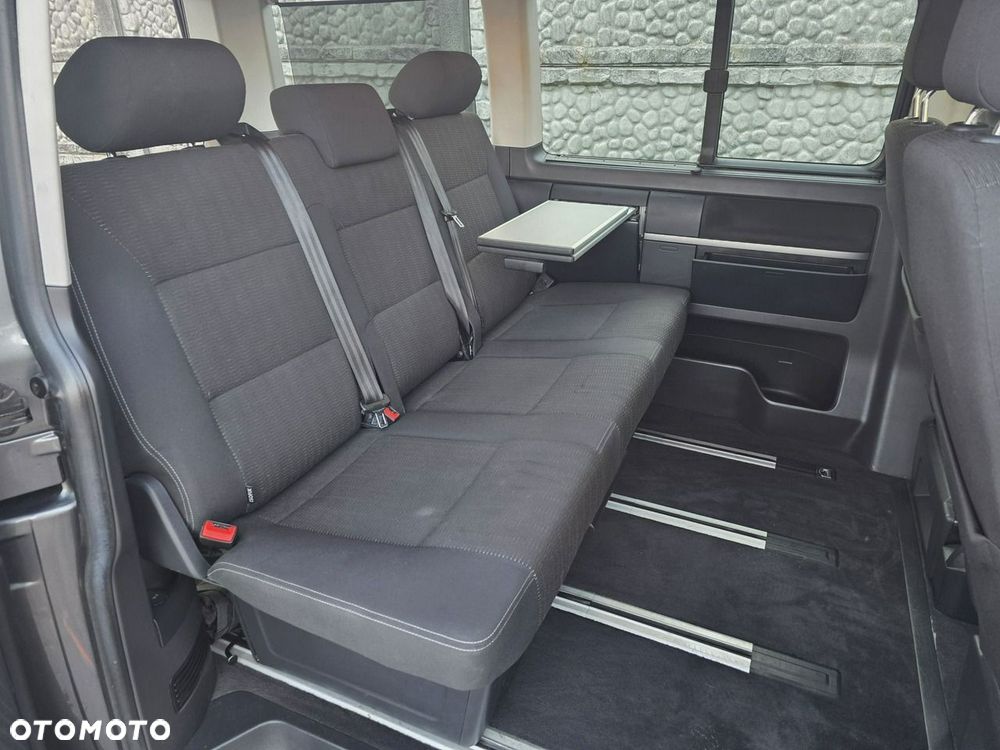 Volkswagen Multivan 2.0 TDI L1 Comfortline DSG - 25