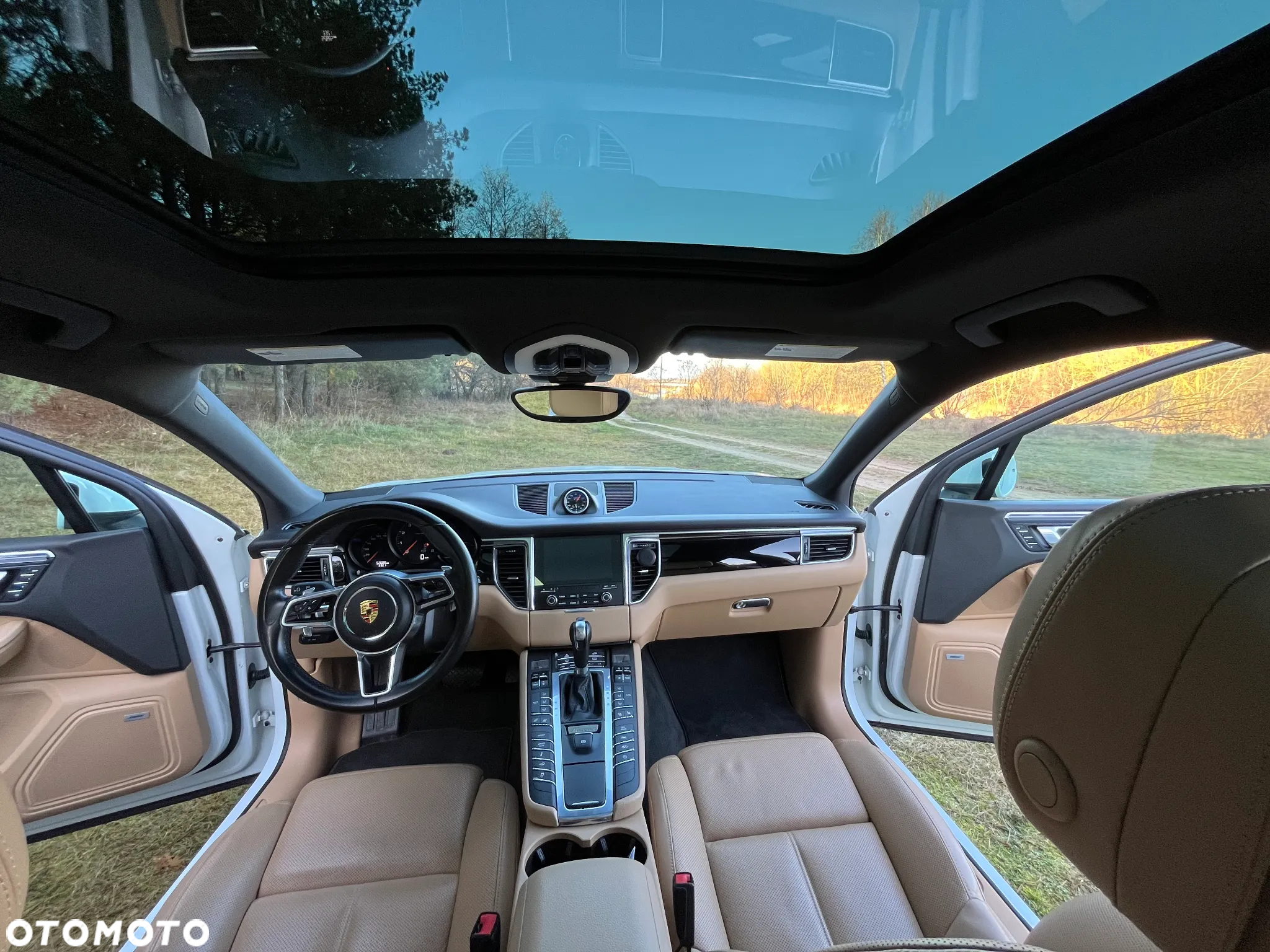 Porsche Macan - 17