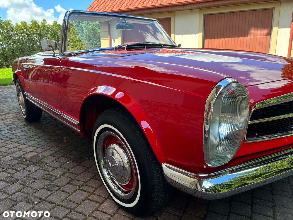Mercedes-Benz SL - 29