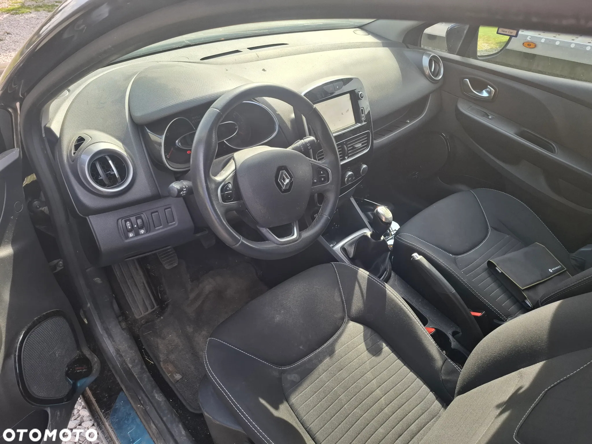 Renault Clio Grandtour 1.2 16V 75 LIMITED - 13