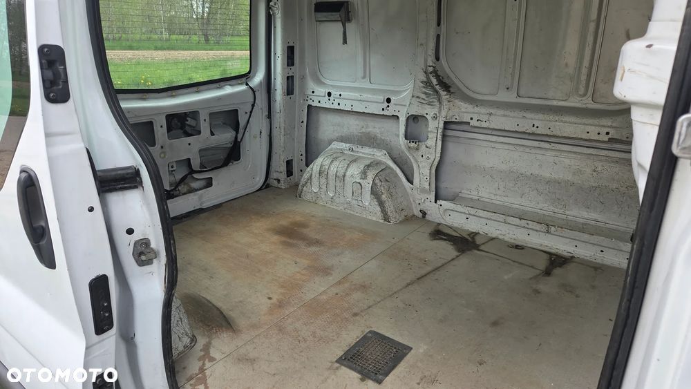 Renault Trafic - 4