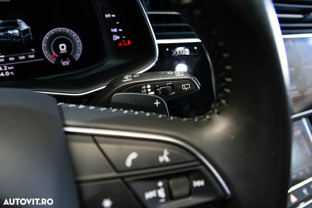 Audi Q8 3.0 55 TFSI quattro Tiptronic MHEV - 26