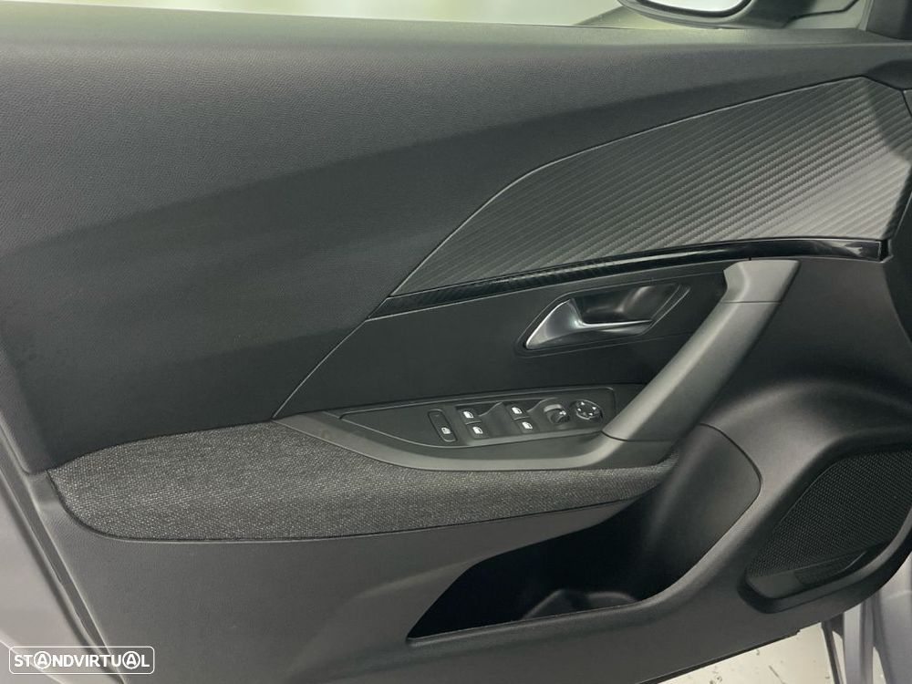 Peugeot 2008 1.2 PureTech Style - 17