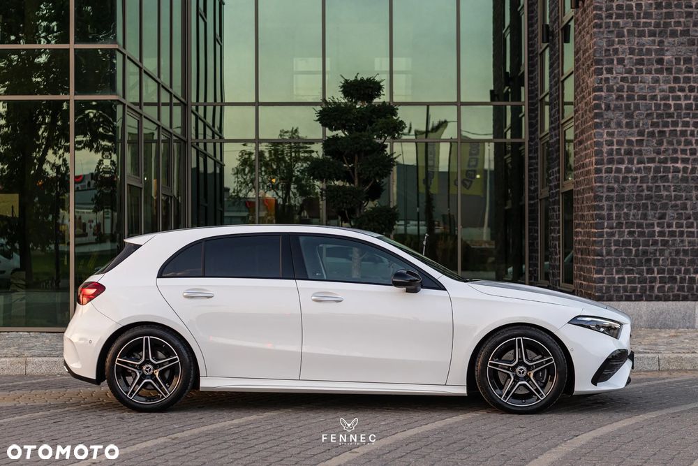 Mercedes-Benz Klasa A 220 4-Matic AMG Line 8G-DCT - 13