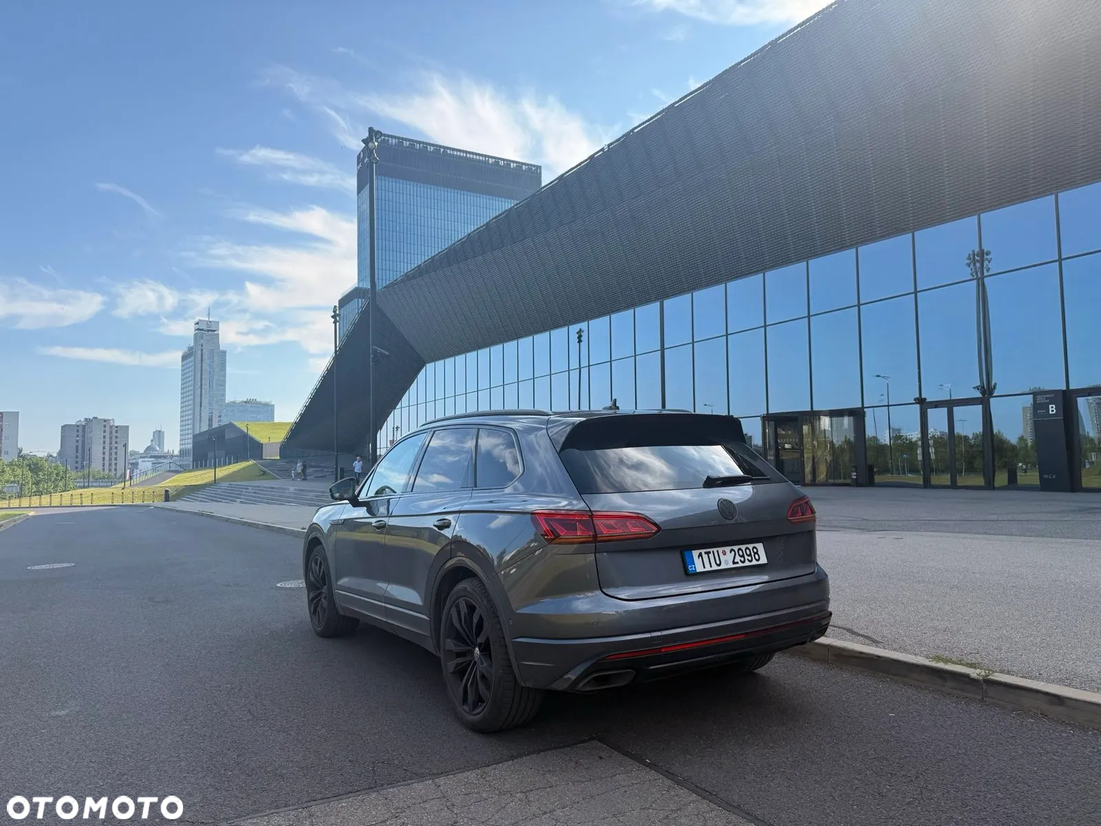 Volkswagen Touareg - 5
