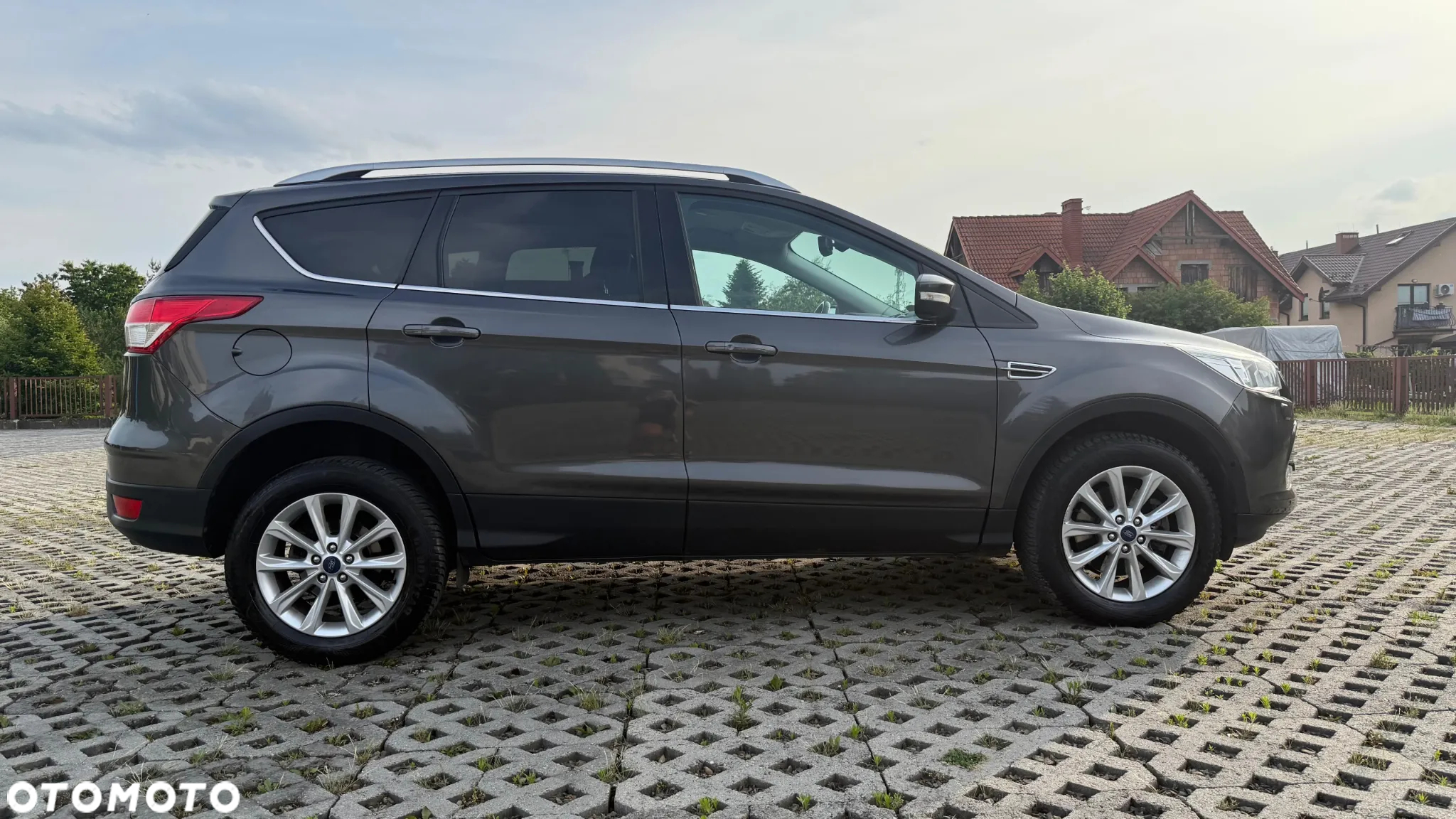 Ford Kuga 2.0 TDCi AWD Titanium - 13