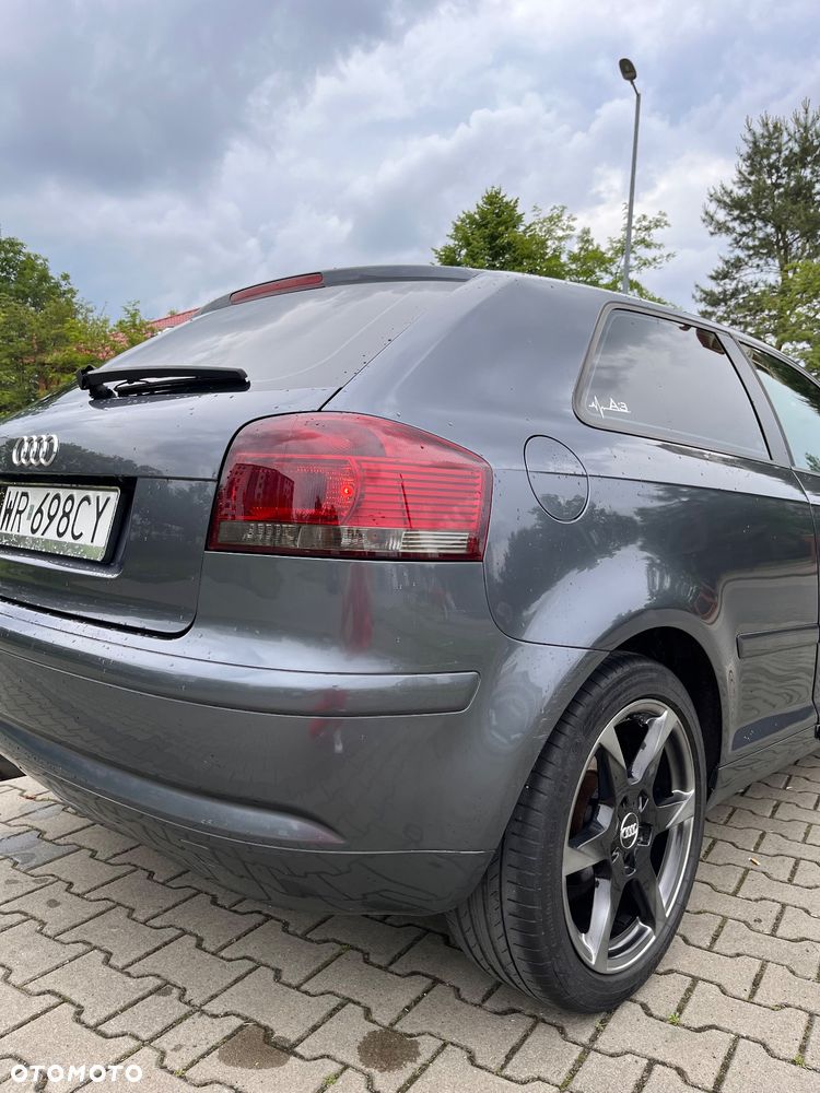 Audi A3 2.0 FSI Ambition - 7