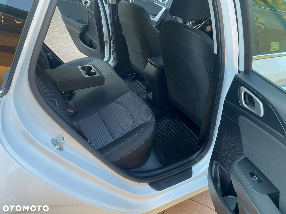 Kia Ceed 1.5 T-GDI M - 35