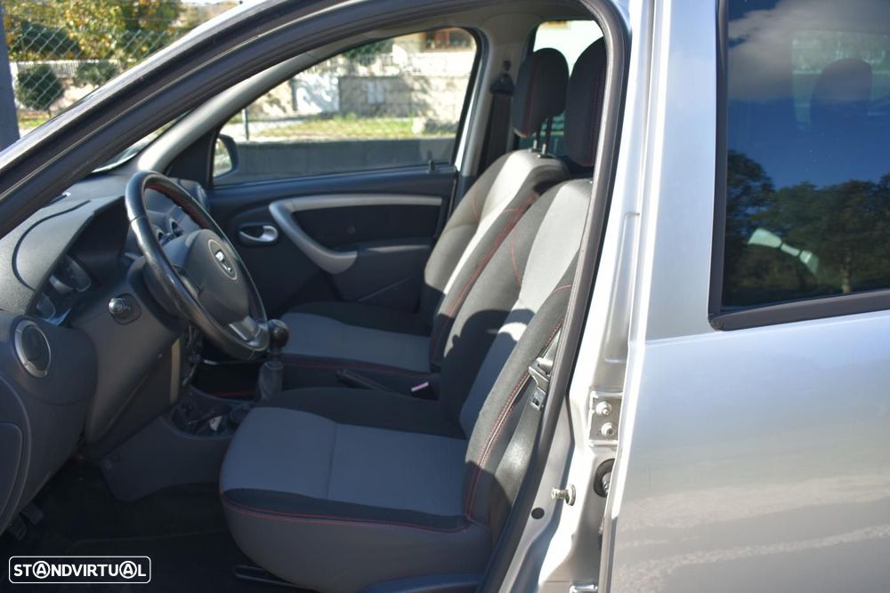Dacia Duster 1.5 dCi SL Delsey - 9