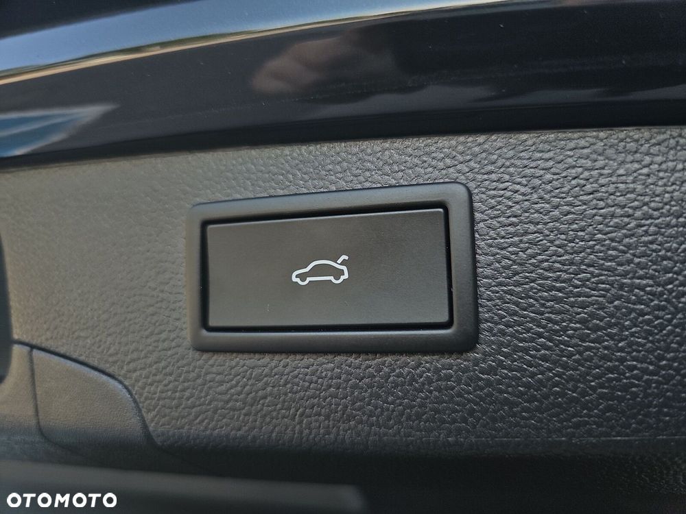 Volkswagen Passat - 19