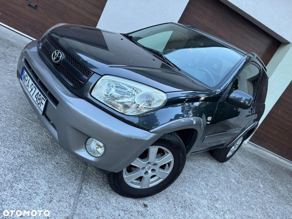 Toyota RAV4 4x2 - 8