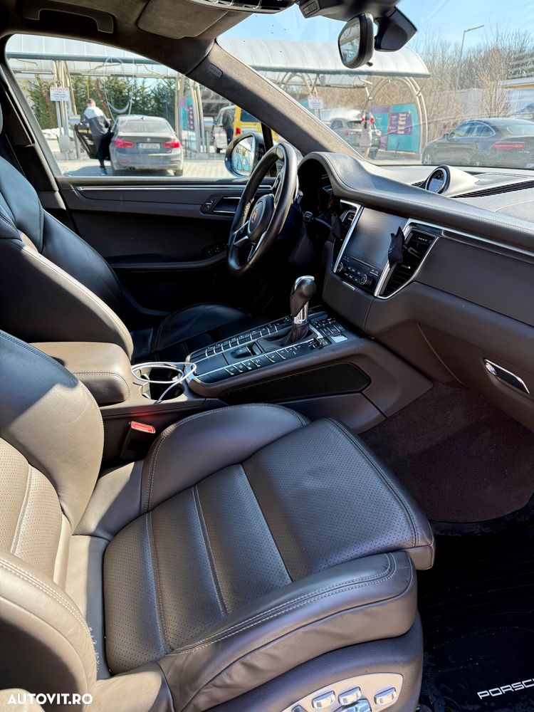 Porsche Macan - 9