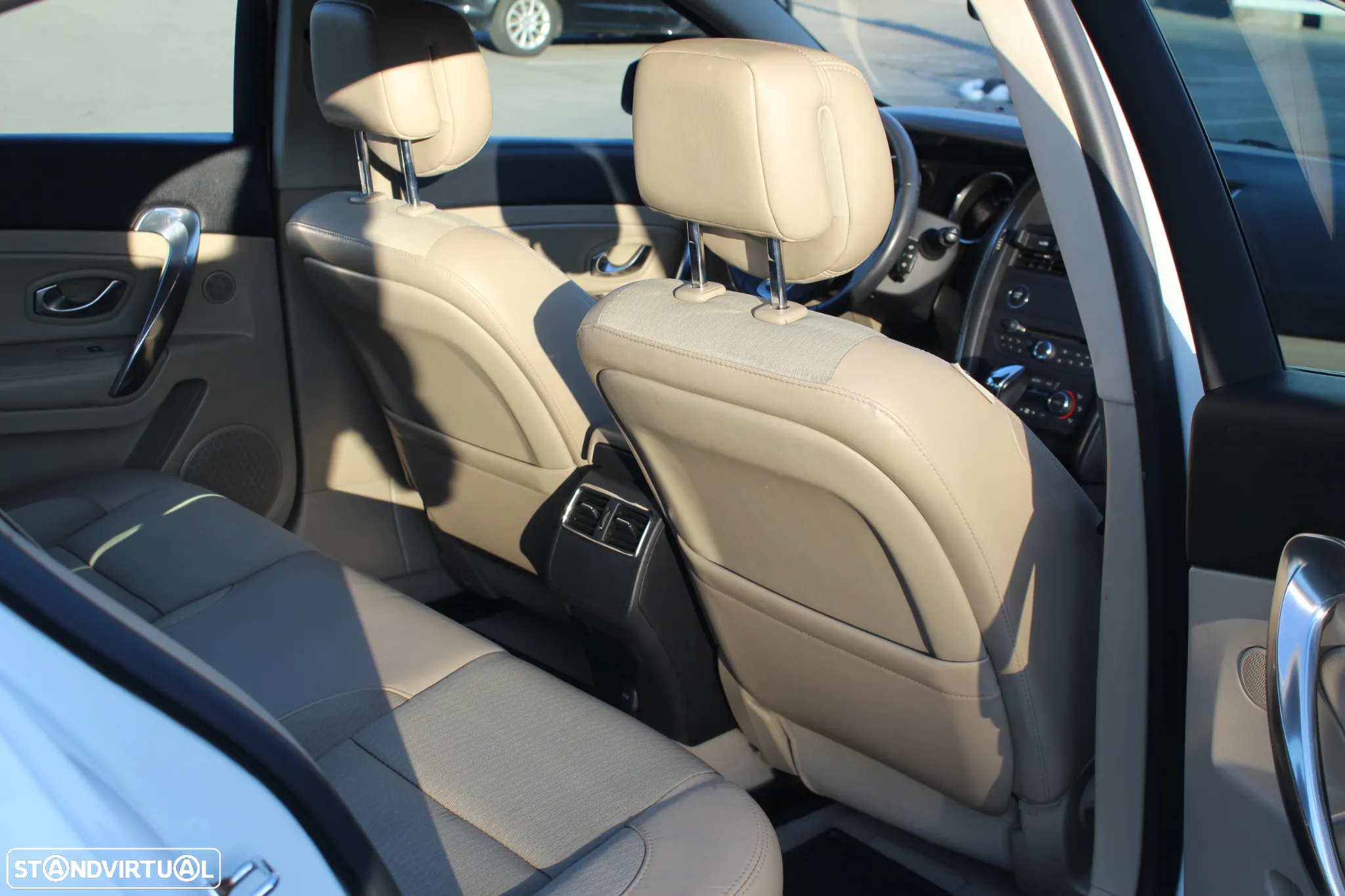 Renault Latitude dCi 175 FAP Aut. - 16