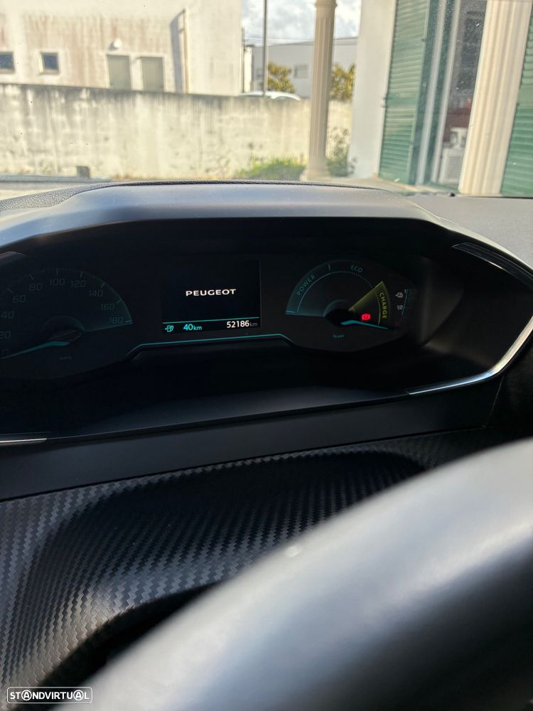 Peugeot e-2008 50 kWh Allure - 12