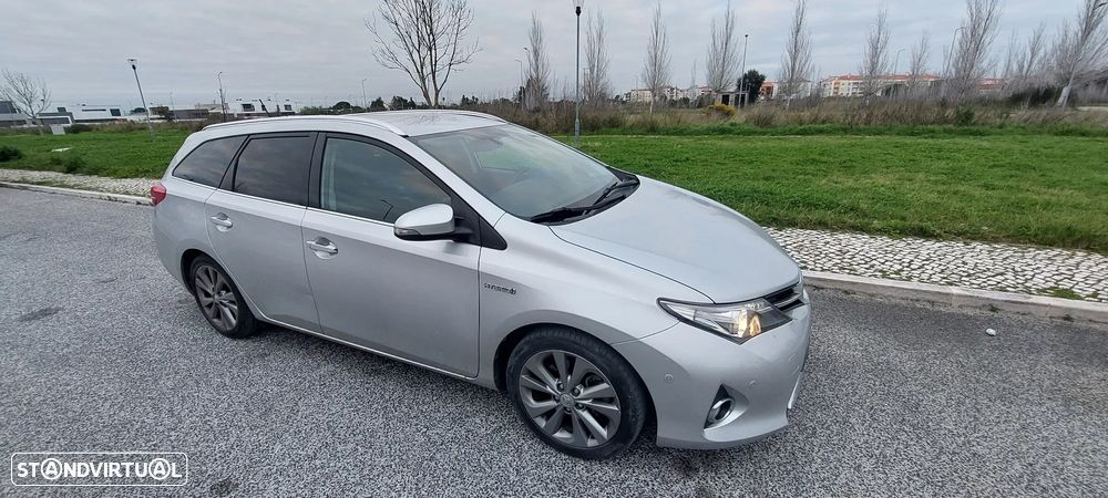 Toyota Auris Touring Sports 1.8 HSD Exclusive - 9
