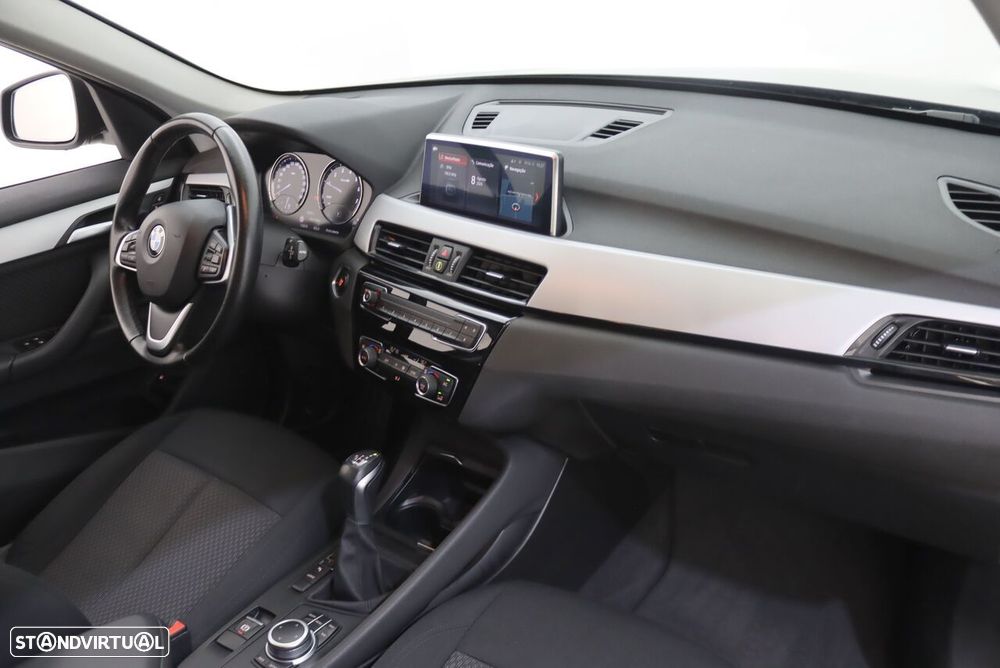 BMW X1 25 e xDrive xLine - 8