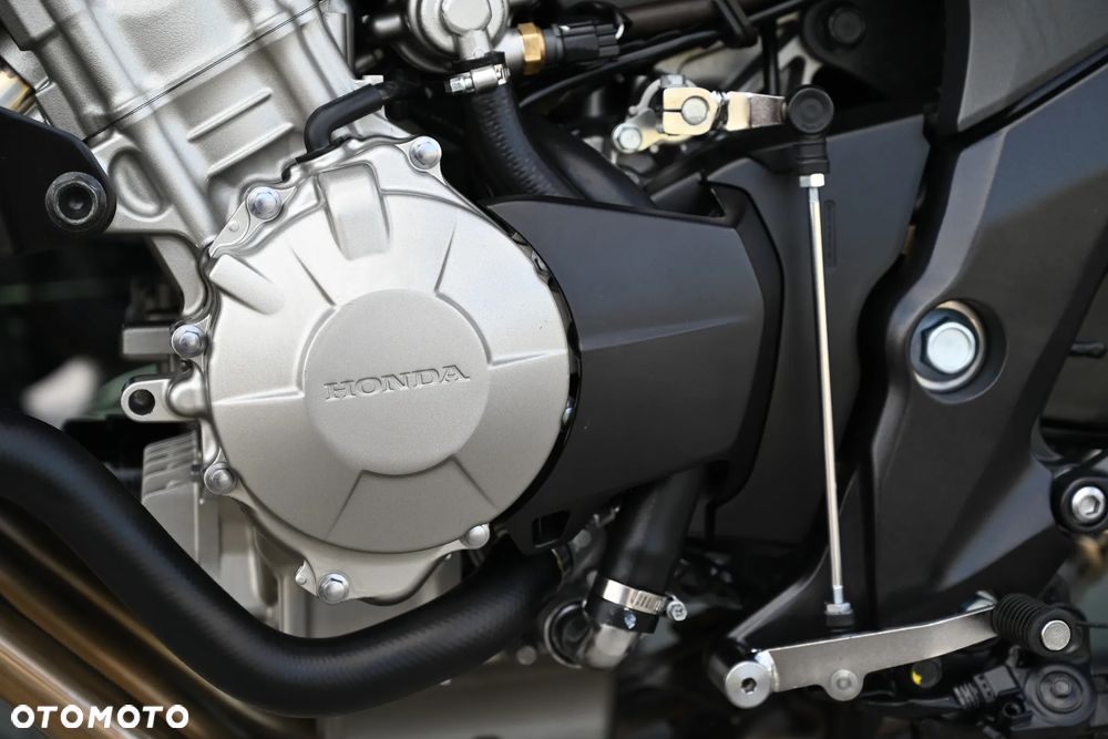 Honda CBF - 21