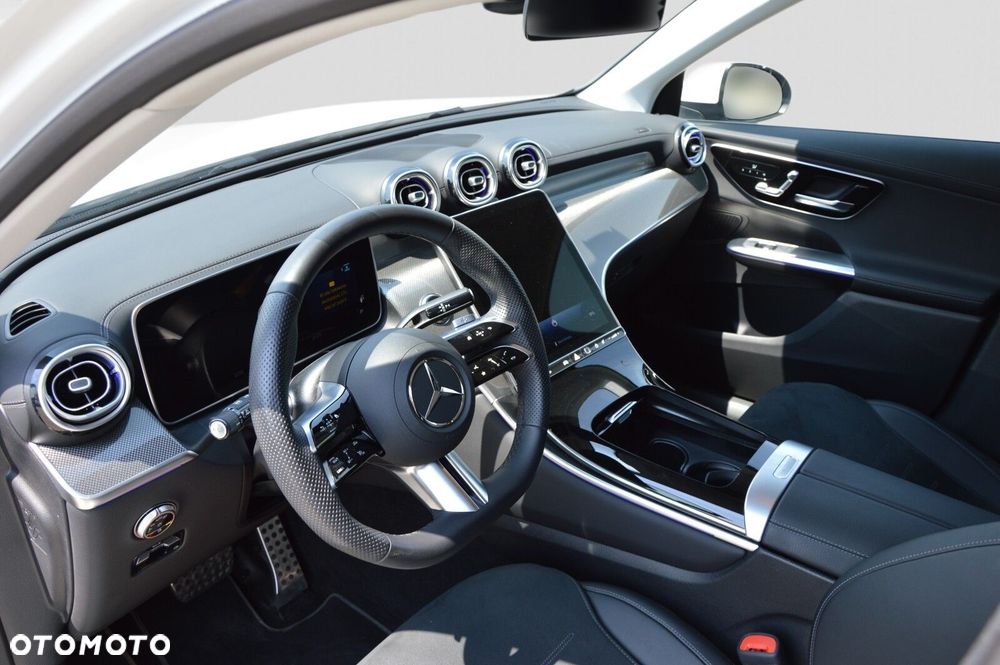 Mercedes-Benz GLC - 13