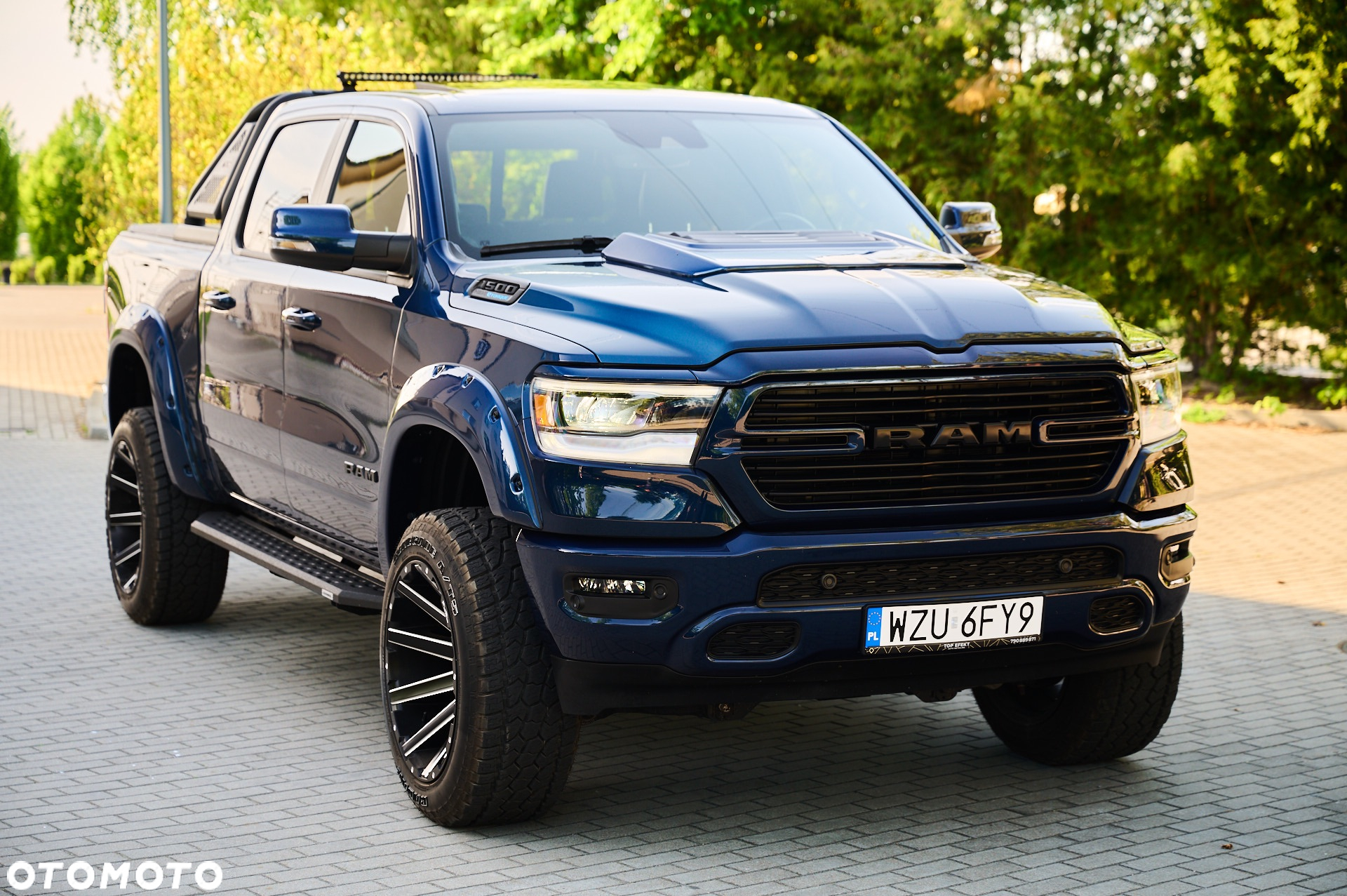 RAM 1500 - 16