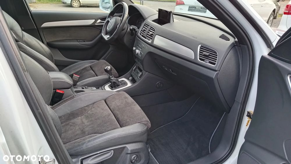 Audi Q3 1.4 TFSI Edycja Specjalna - 16