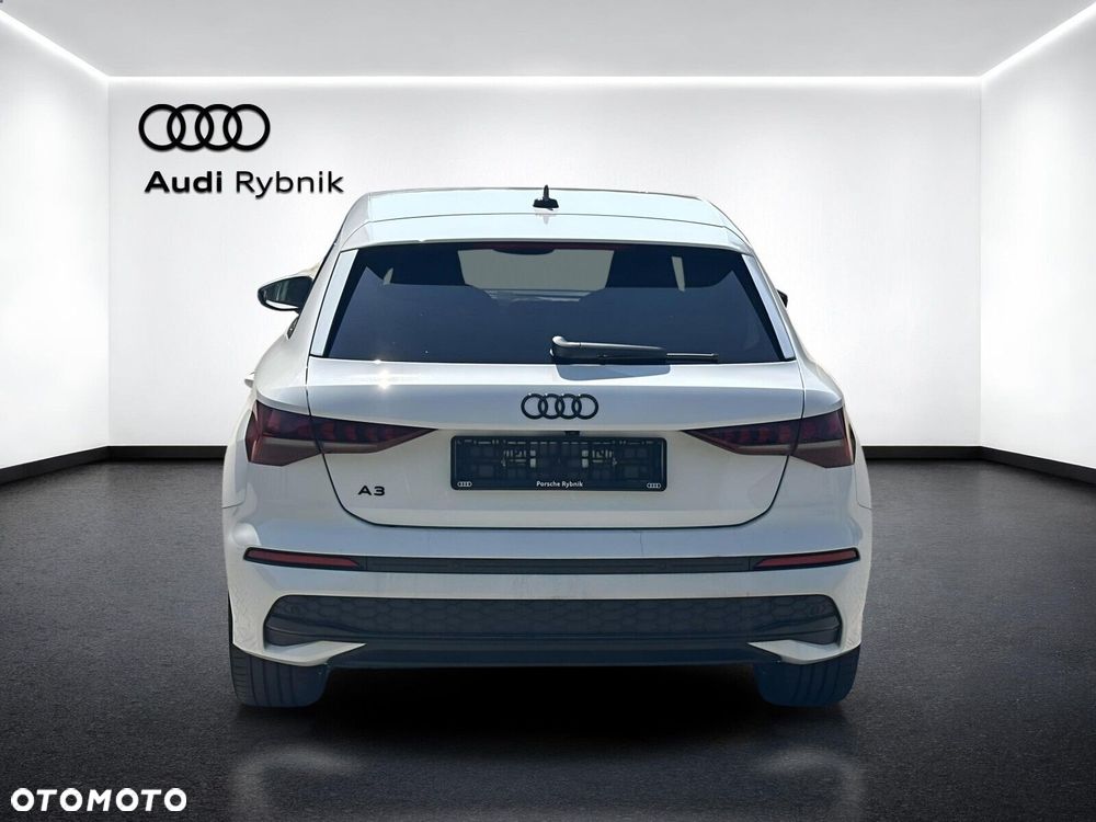 Audi A3 Sportback - 6
