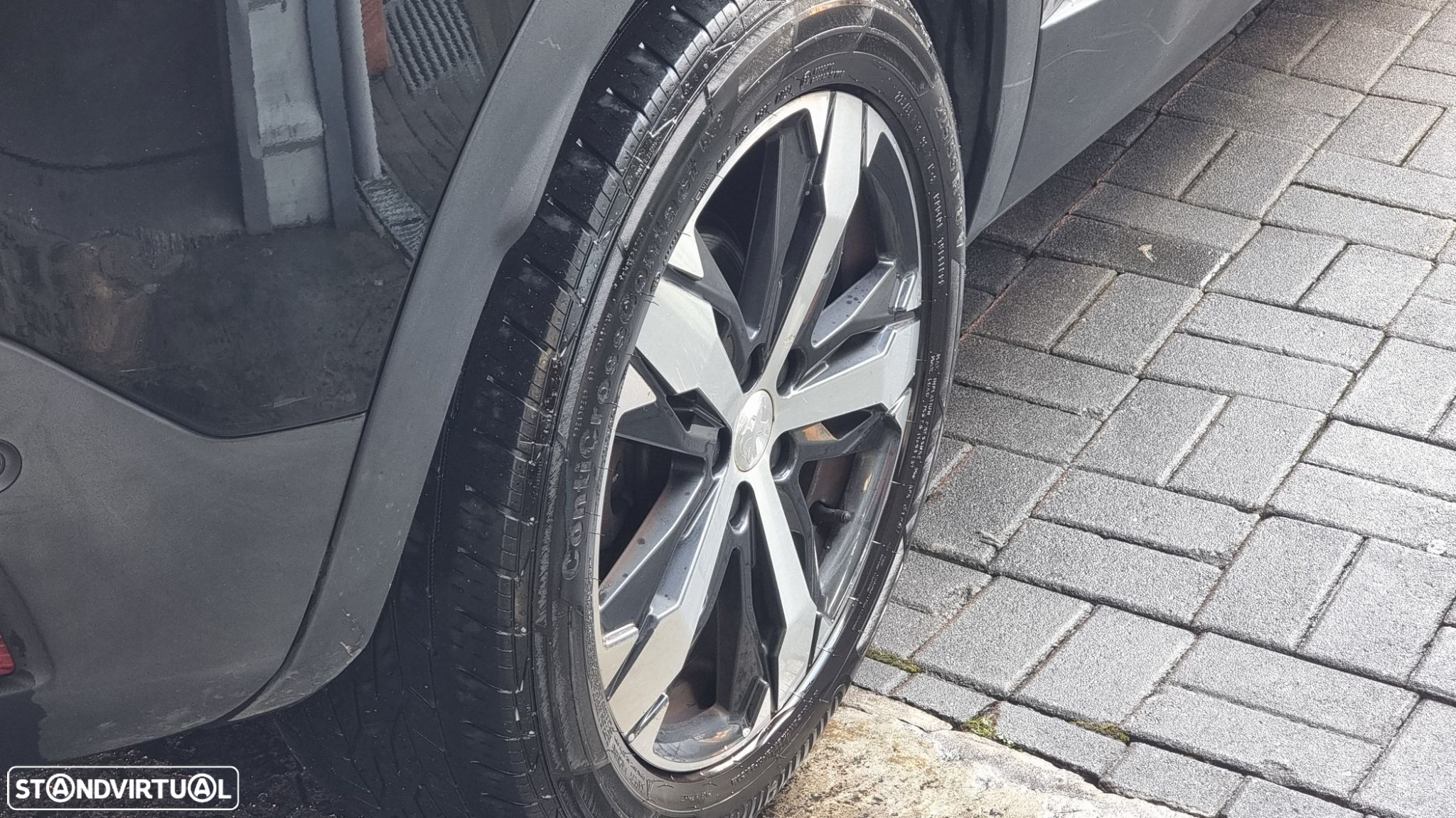 Peugeot 3008 1.2 PureTech Allure EAT6 - 31