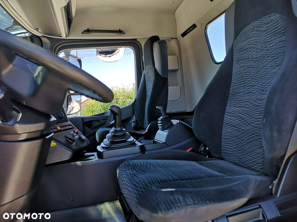 Mercedes-Benz Arocs 3251 Hakowiec 8x4 Palfinger Manual Euro 6 Niski Przebieg! - 36