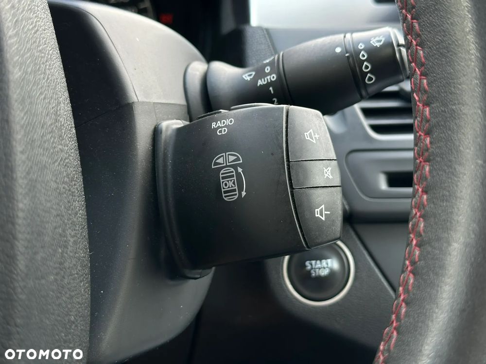 Renault Laguna 2.0 dCi GT - 28