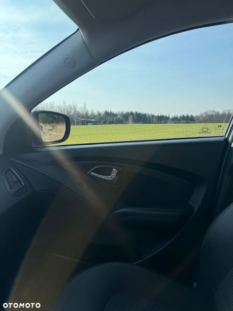 Hyundai ix35 1.7 CRDi Style 2WD - 25