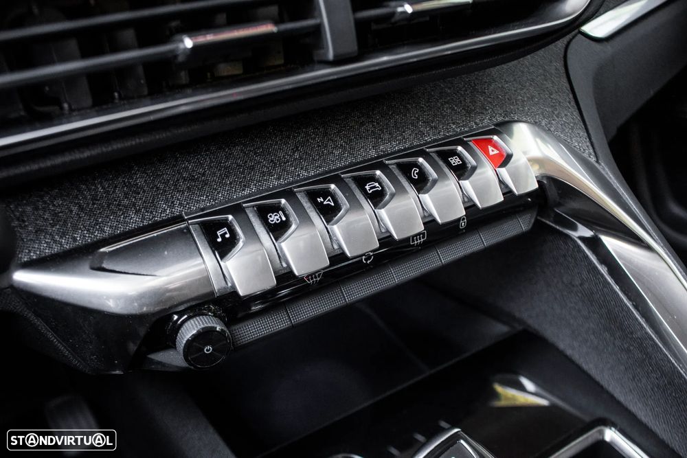 Peugeot 3008 BlueHDi 130 Stop & Start EAT8 Allure - 22