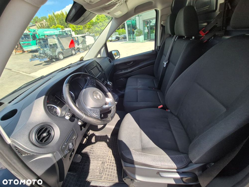 Mercedes-Benz Vito 110 CDi - SERWISOWANY - NISKI PRZEBIEG - RZADKI KOLOR - BOGATE WYPOSAŻENIE - EURO 6 - 14