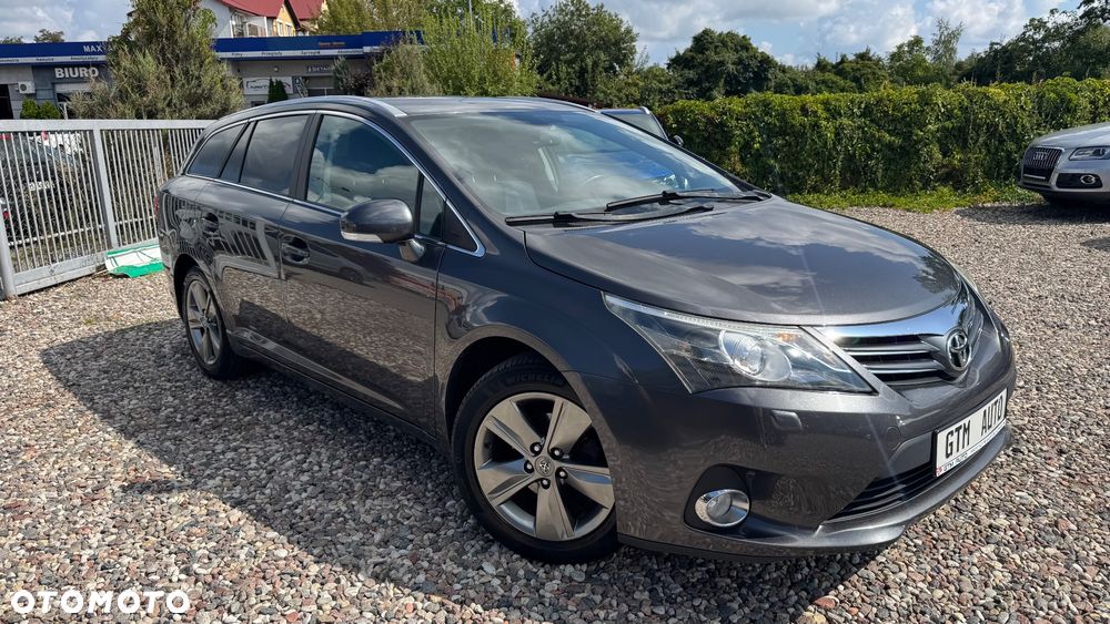 Toyota Avensis 1.8 Premium EU5 - 21