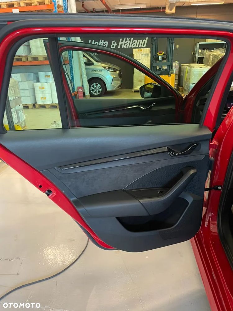 Skoda Octavia 1.4 TSI Plug-In Hybrid RS DSG - 19