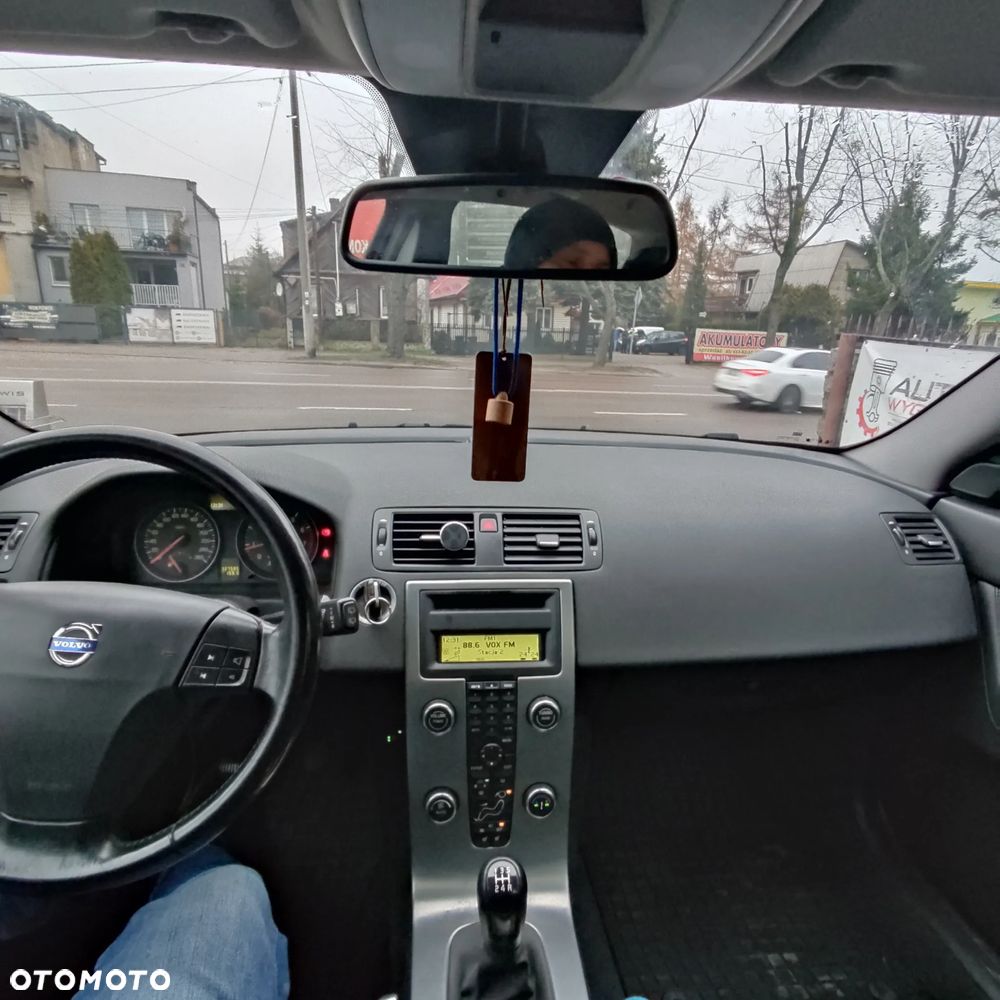 Volvo V50 2.4i - 9