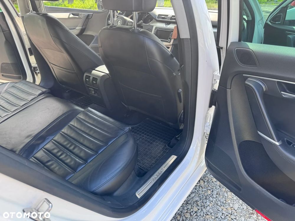 Volkswagen Passat 3.6 V6 4Mot Highline DSG - 10