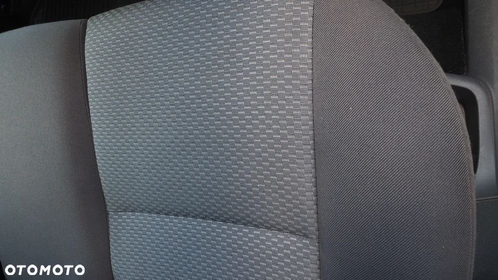 Ford Focus 1.6 16V Trend - 20