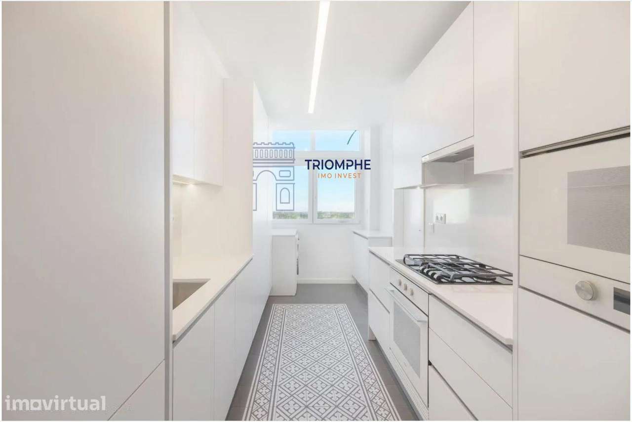 Apartamento T3 totalmente renovado com varanda, Benfica - Grande imagem: 2/26