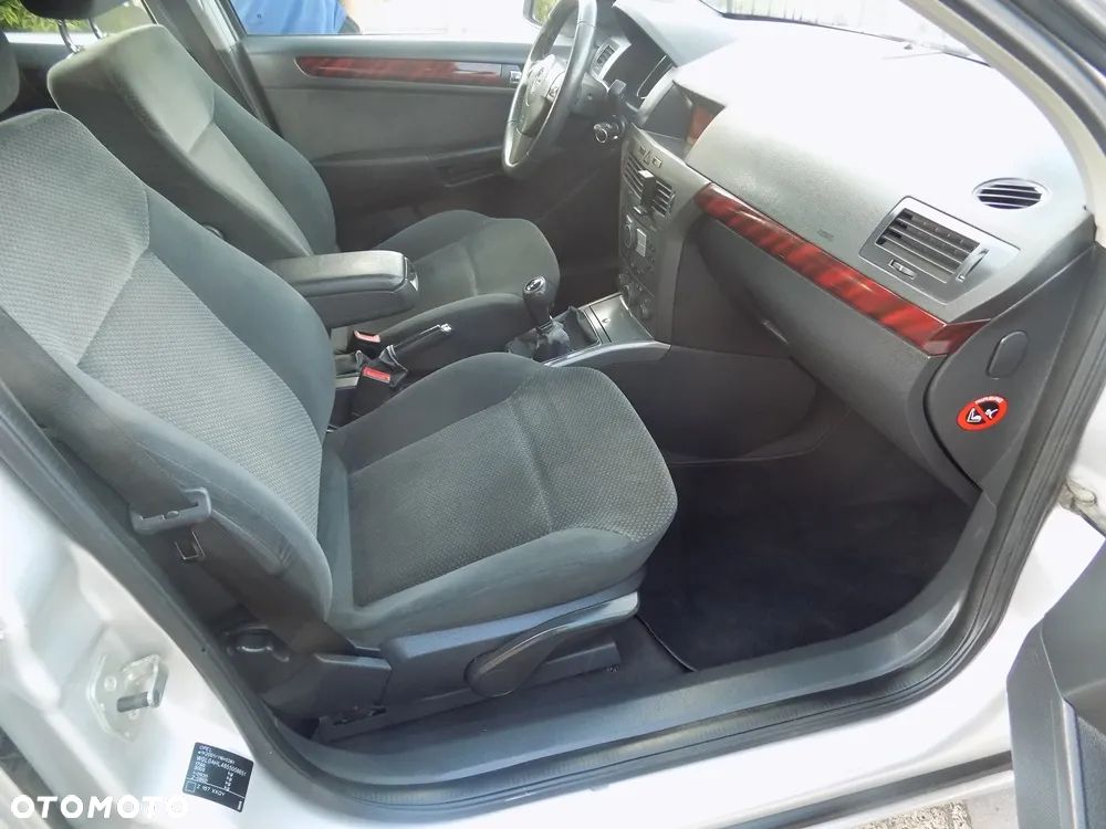 Opel Astra 1.6 Elegance - 19