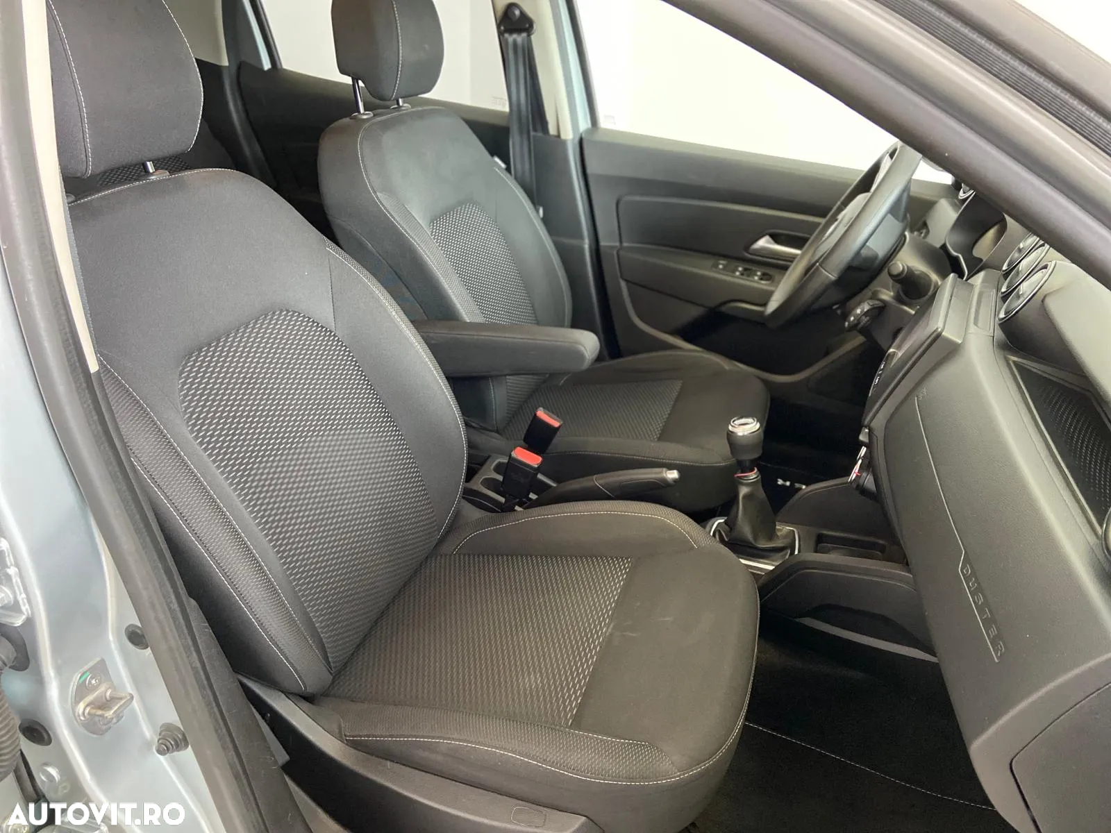 Dacia Duster TCe 130 GPF 4WD Comfort - 12