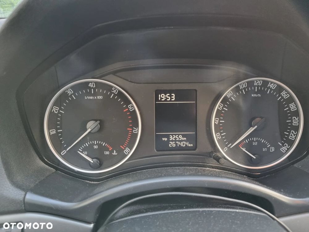 Skoda Octavia 1.6 Tour Classic - 5