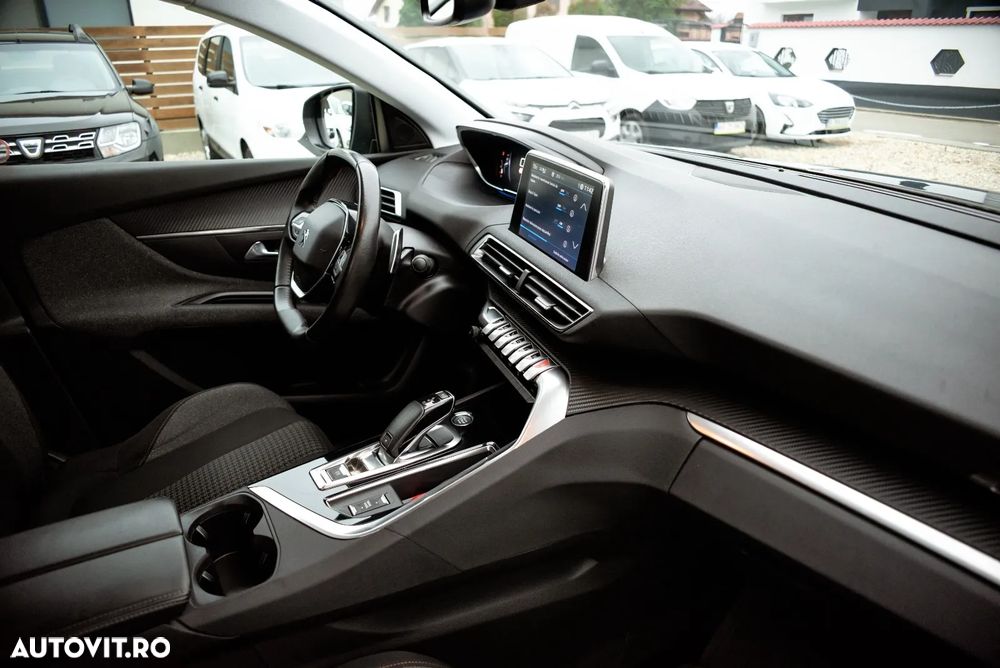 Peugeot 5008 1.5 BlueHDI s&s EAT8 Active - 25