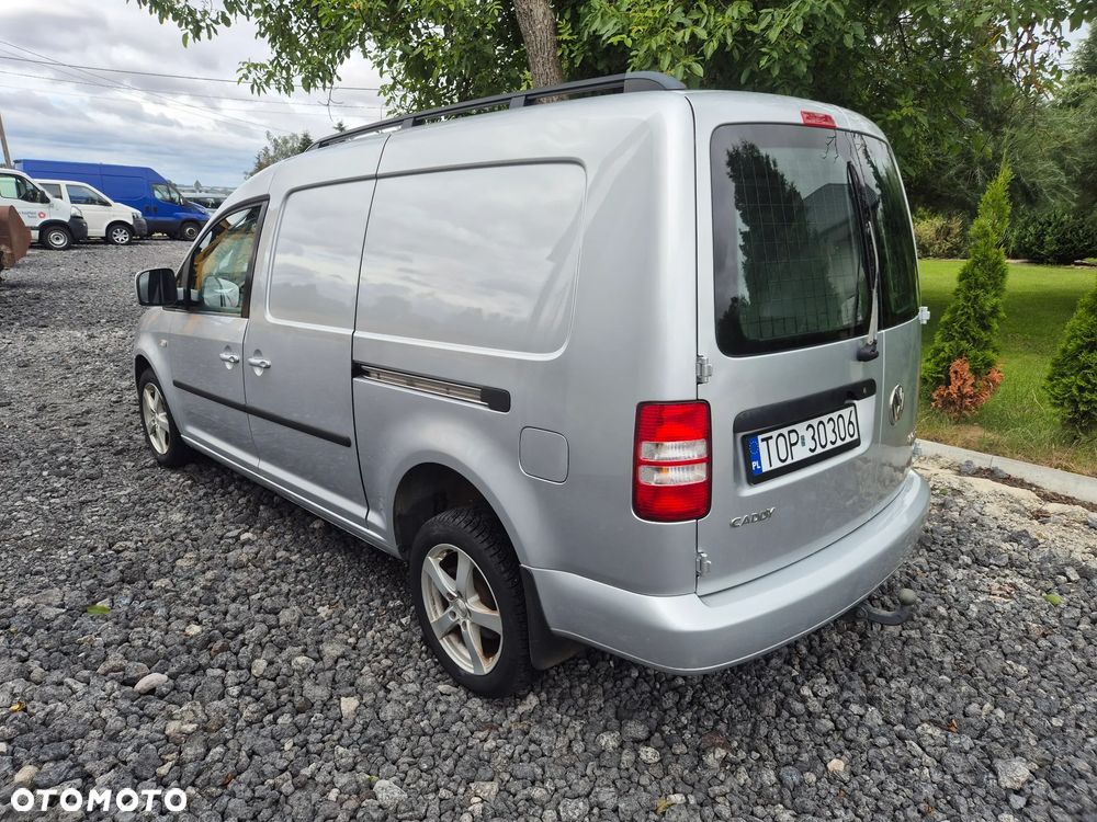 Volkswagen Caddy Maxi - 4