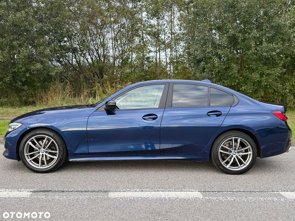 BMW Seria 3 320d Sport Line Shadow - 11