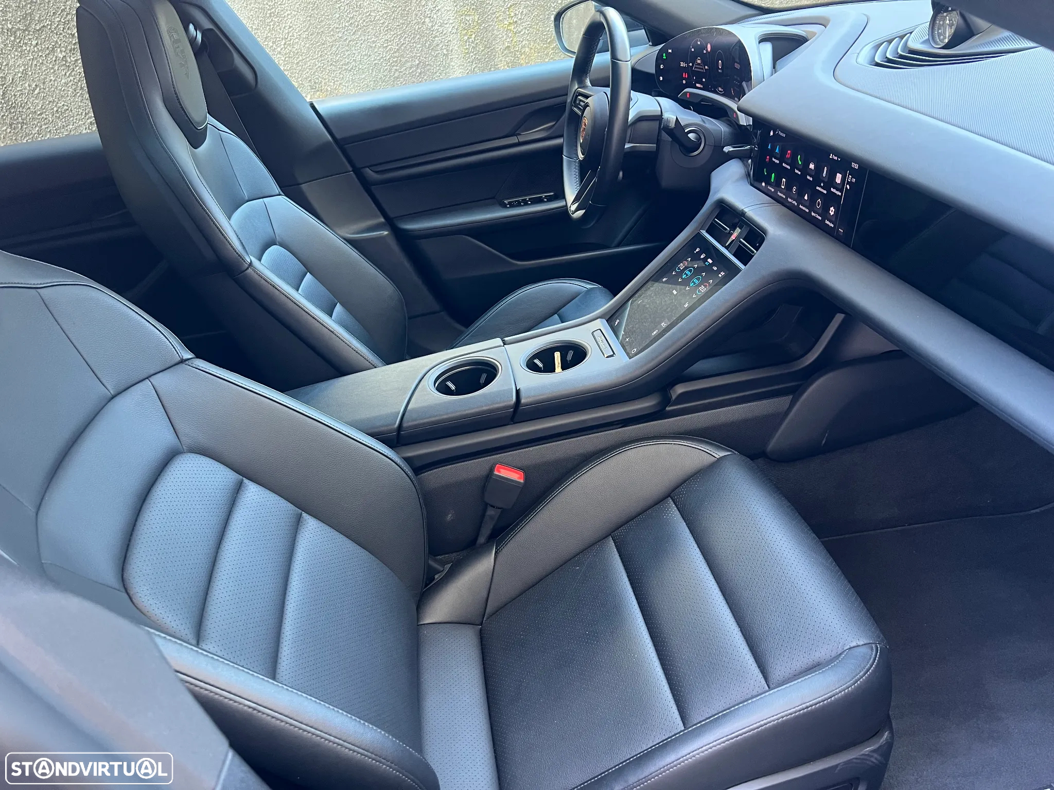 Porsche Taycan Sport Turismo - 15