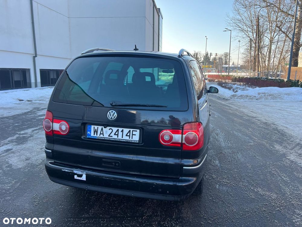 Volkswagen Sharan 2.8 V6 Highline Tiptr - 9