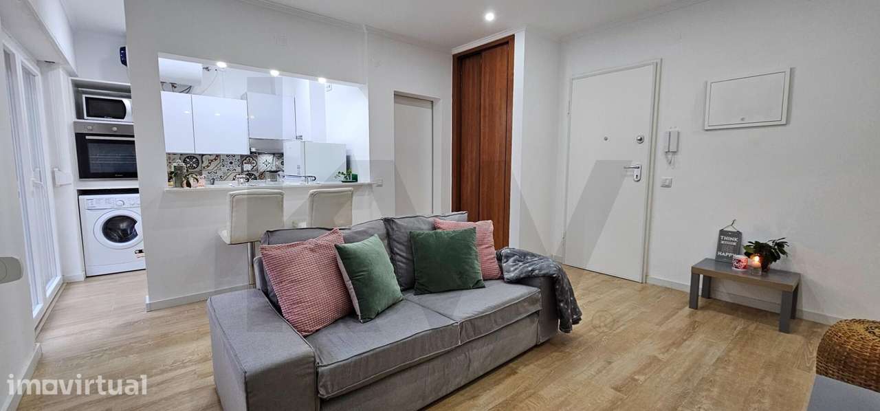 T1, 53m2, remodelado, mobilado, cozinha equipada, varanda, elevador, - Grande imagem: 3/21